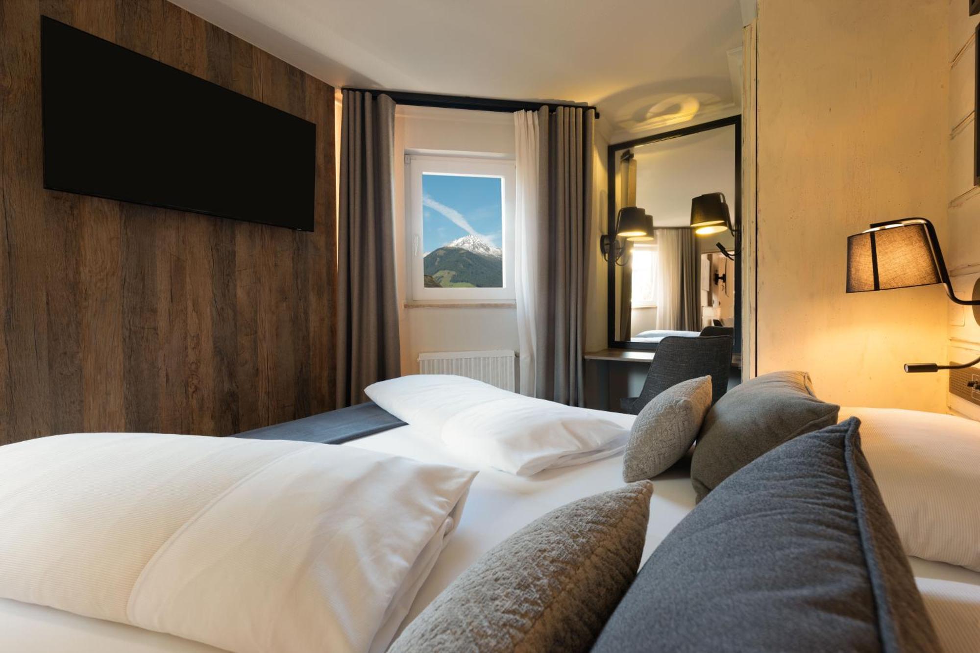 Mondi Hotel Аксамс Екстериор снимка