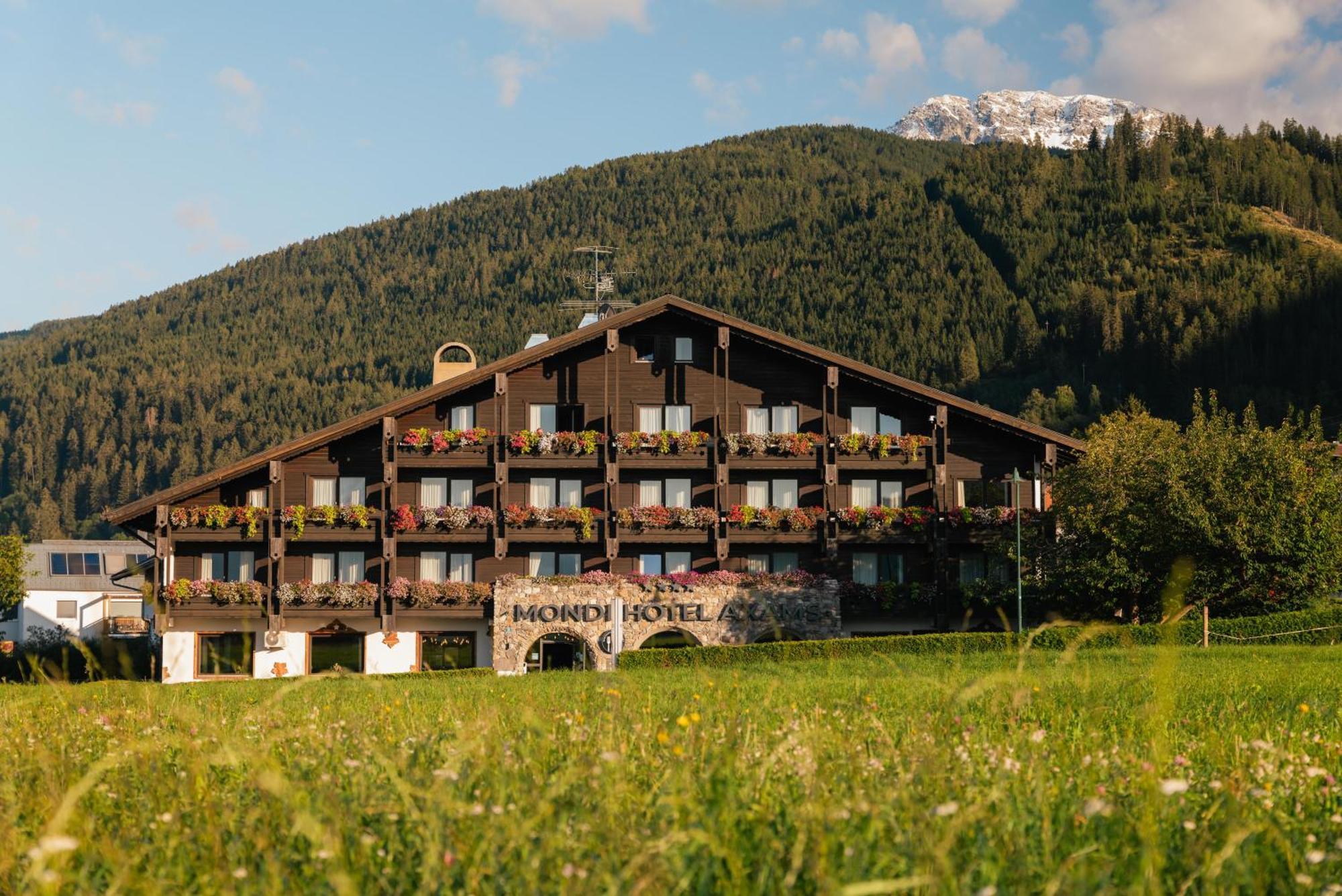Mondi Hotel Аксамс Екстериор снимка
